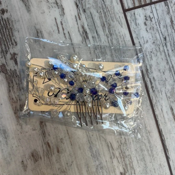 Blue Crystal & Pearl Bridal Hair Comb - Picture 16 of 16